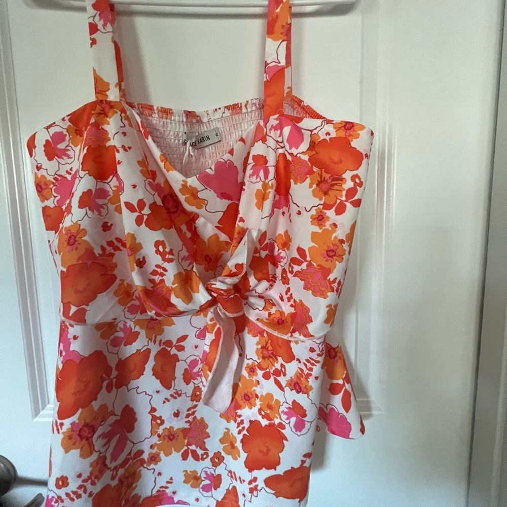 Women’s swim top